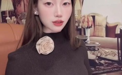 亲亲抱抱举高高打扑克